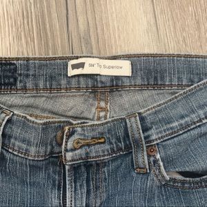Low Waisted Levi Jeans
